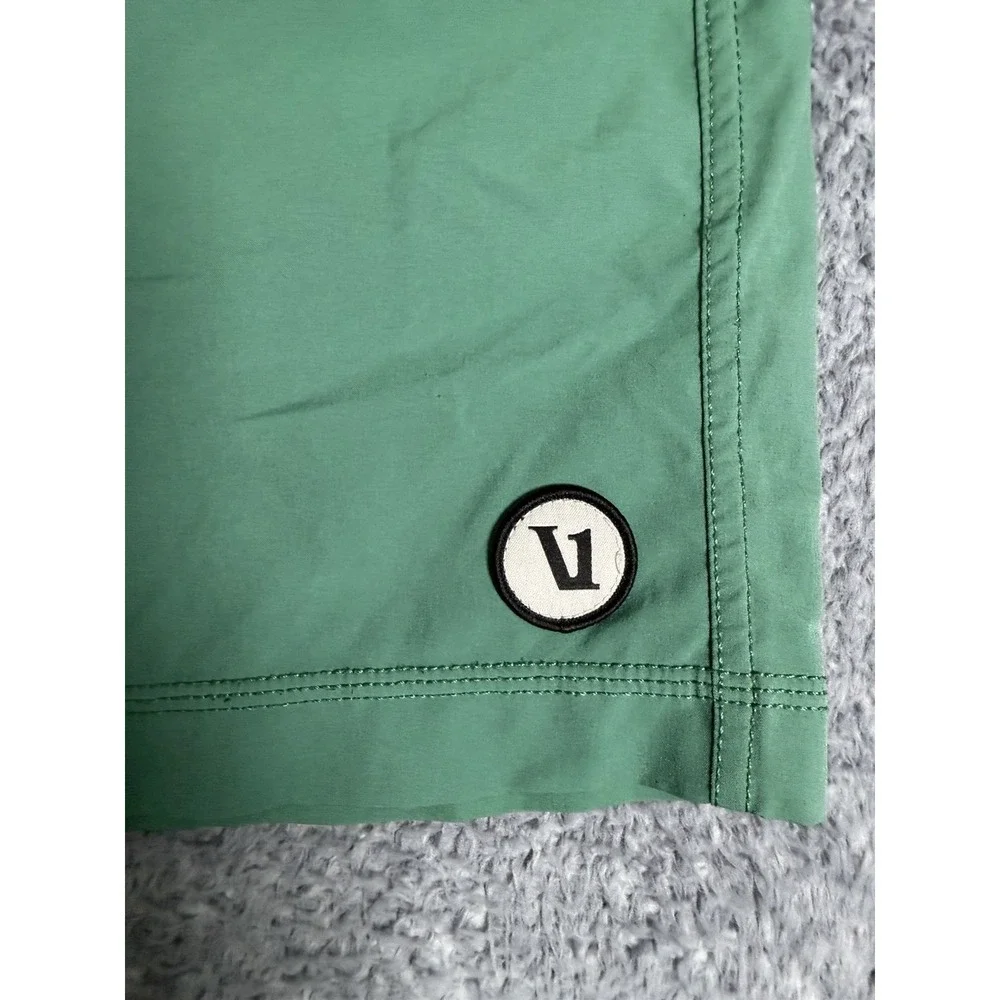 Vuori Kore Hedge Green Shorts Men's Size XL Lined Gym Performance Active V302 7